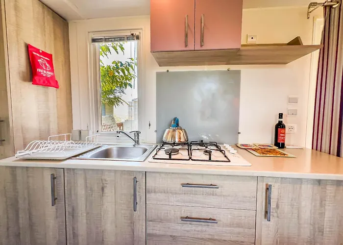 Campsite Happy Camp Mobile Homes In La Vecchia Torre *