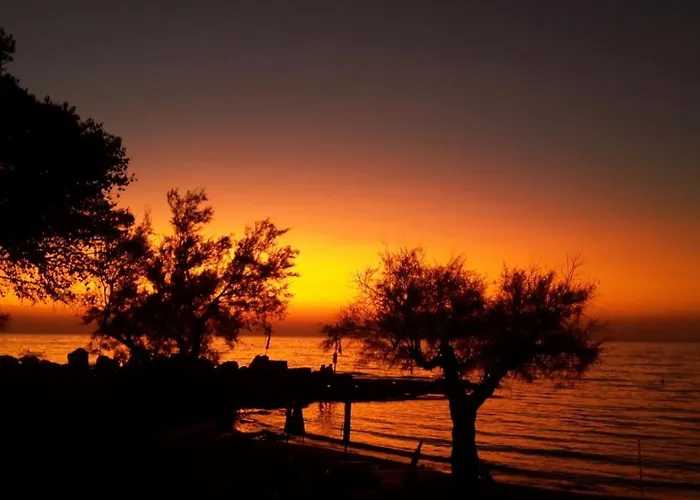 Campeggio Happy Camp Mobile Homes In La Vecchia Torre *