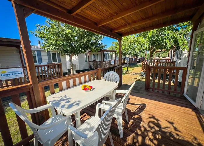 Happy Camp Mobile Homes In La Vecchia Torre Campeggio